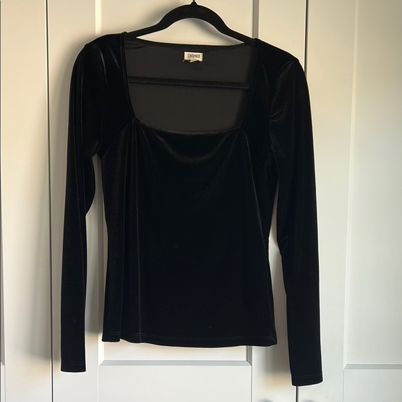 L’AGENCE Black Square Neck Velvet Top | Medium - Picture 2 of 5